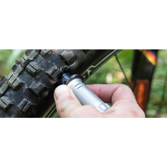 Zestaw naprawczy tubeless Stans Dart Tool