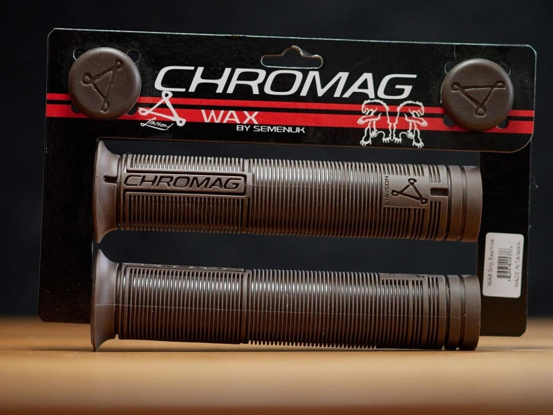Gripy bezobejmowe Chromag Wax by Brandon Semenuk