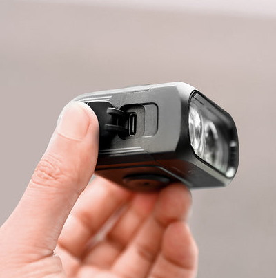 Lampka przednia MAGICSHINE HORI 1300 DUAL MOUNTED 1300 lumenów, z pilotem